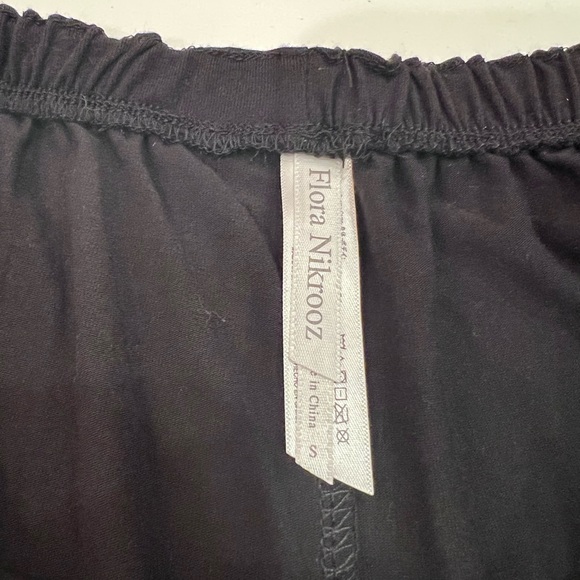 Floretta 2-Piece Camisole & Shorts Set | Small | Black & Cream - Picture 8 of 9